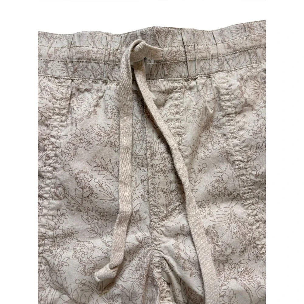 Democracy pants floral